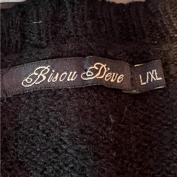 Bisou Deve Sweater - Picture 6 of 7